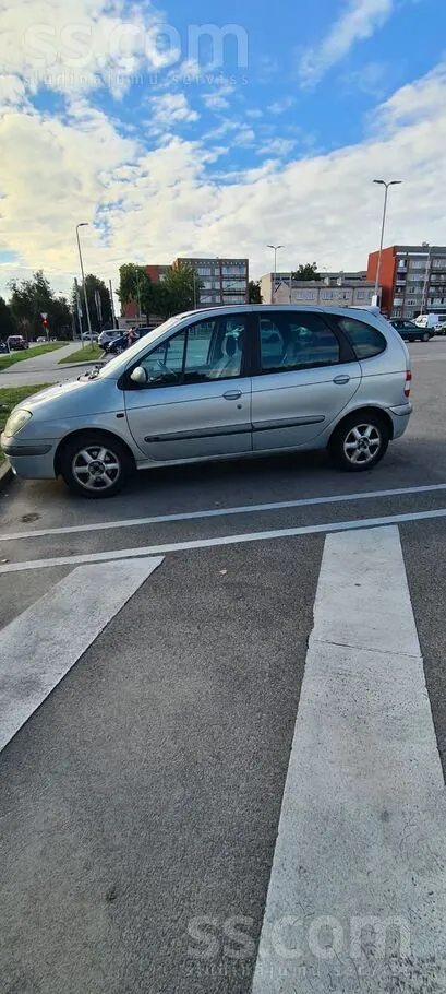 Renault Scenic 2001 photo 2