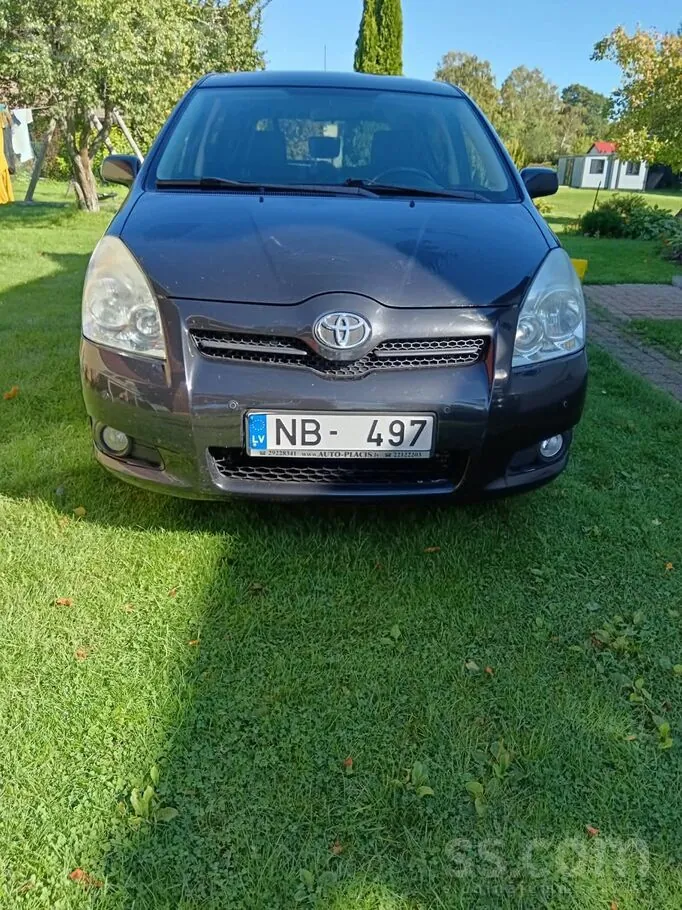 Toyota Corolla Verso 2008 photo 2