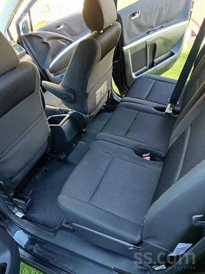 Toyota Corolla Verso 2008 photo 4
