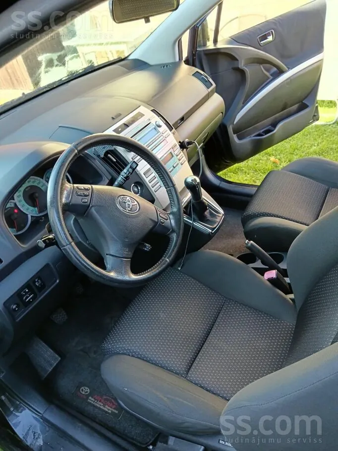 Toyota Corolla Verso 2008 photo 3