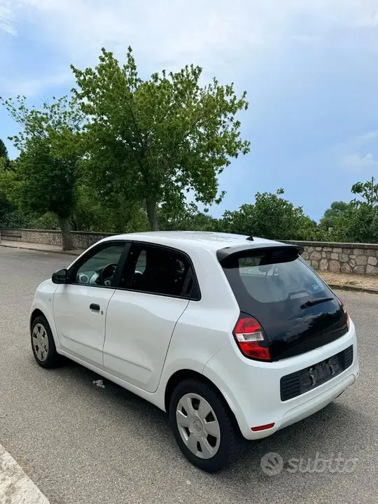 Renault Twingo 2020 photo 2