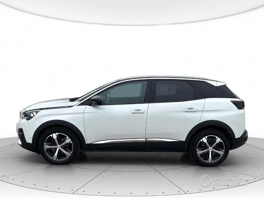 Peugeot 3008 2020 photo 2