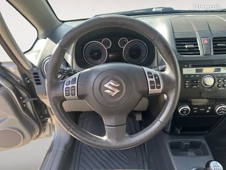 Suzuki Sx4 2011 photo 5