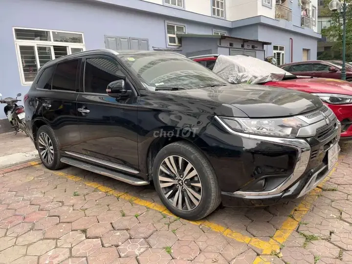 Mitsubishi Outlander 2023 photo 3