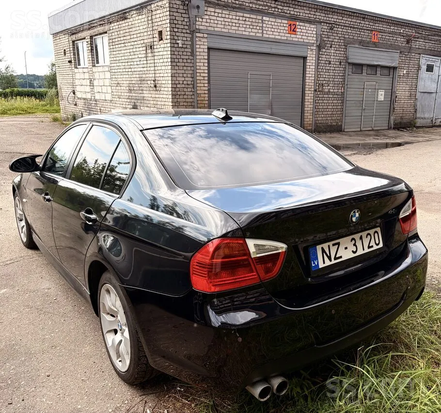 BMW 325