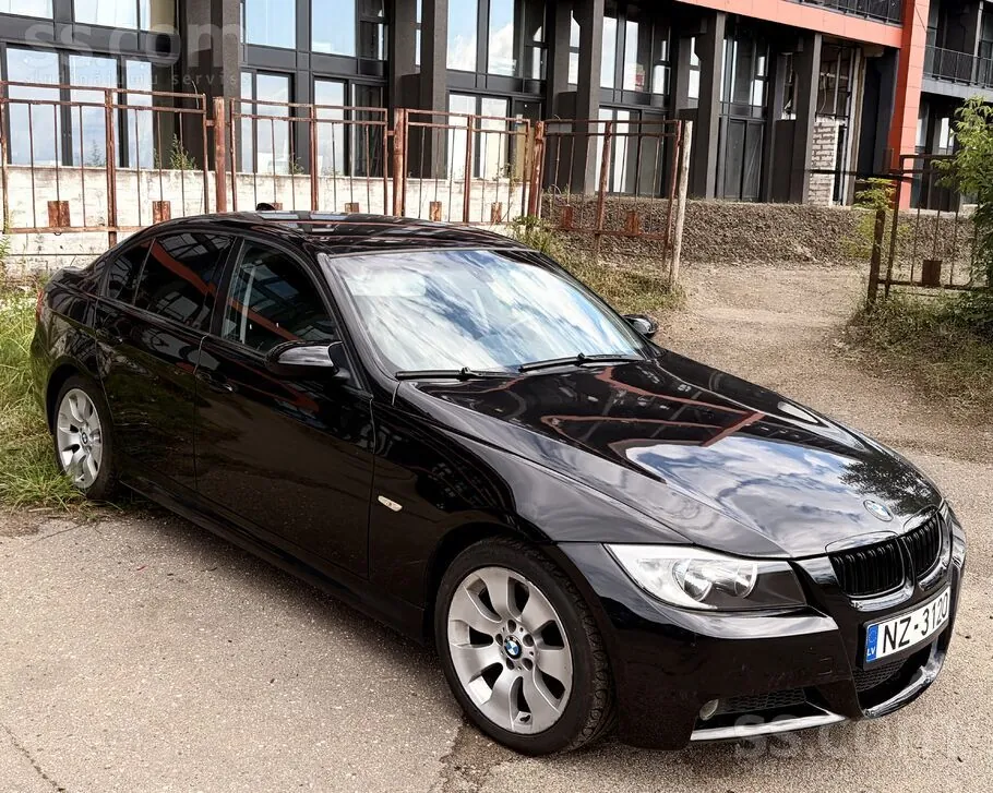 BMW 325 2008 photo 3