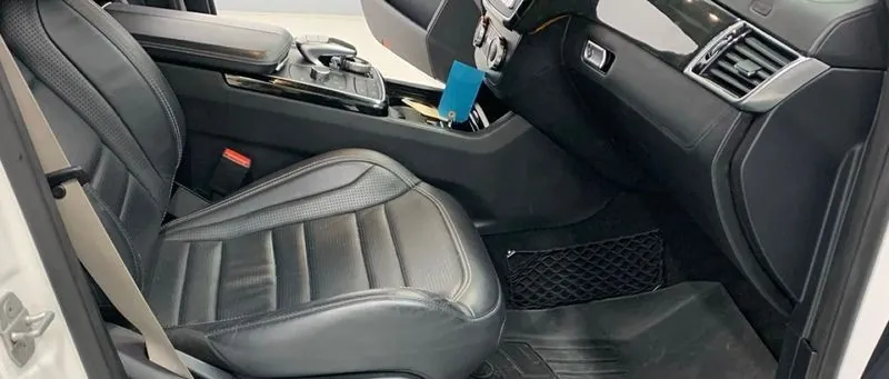 Mercedes-Benz Gls 2017 photo 2