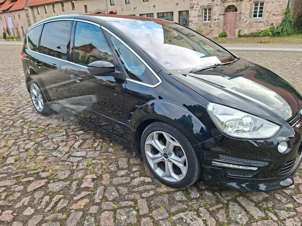 Ford S-Max