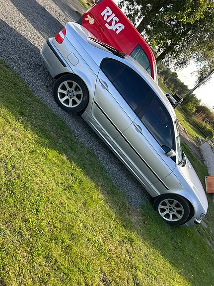 BMW 320I 2004 photo 5