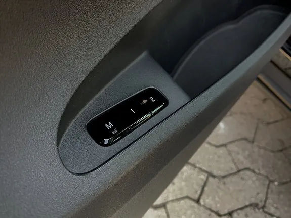 Polestar 2 2022 photo 4