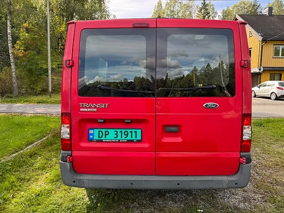 Ford Transit 300S Van 2011 photo 4