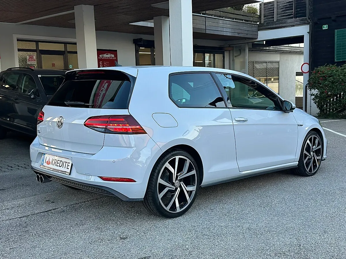 Volkswagen Golf 2018 photo 3