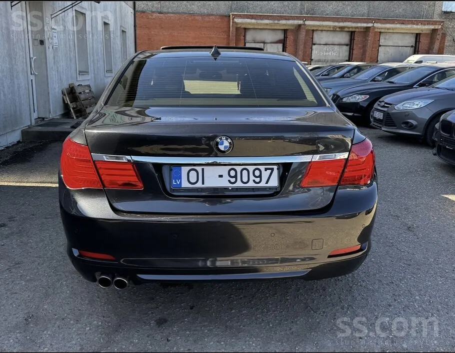 BMW 730D 2009 photo 4