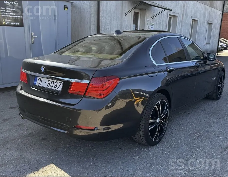 BMW 730D 2009 photo 5