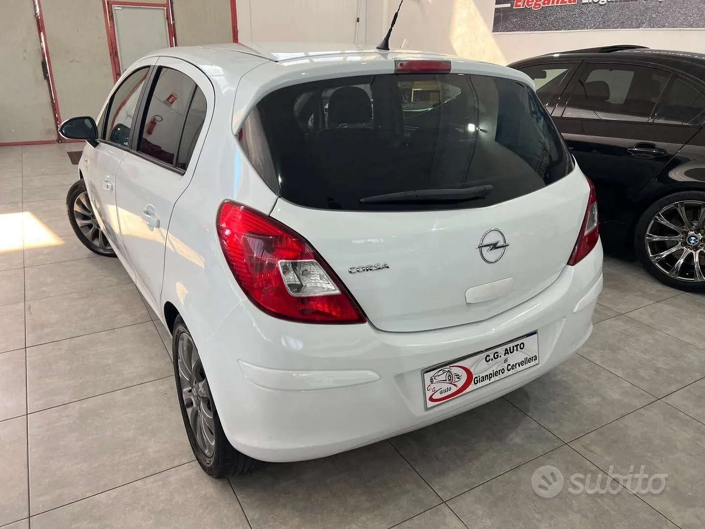 Opel Corsa 2010 photo 2