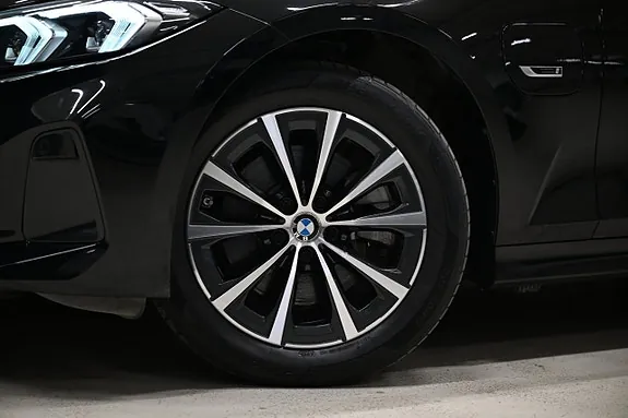 BMW 330E 2023 photo 3