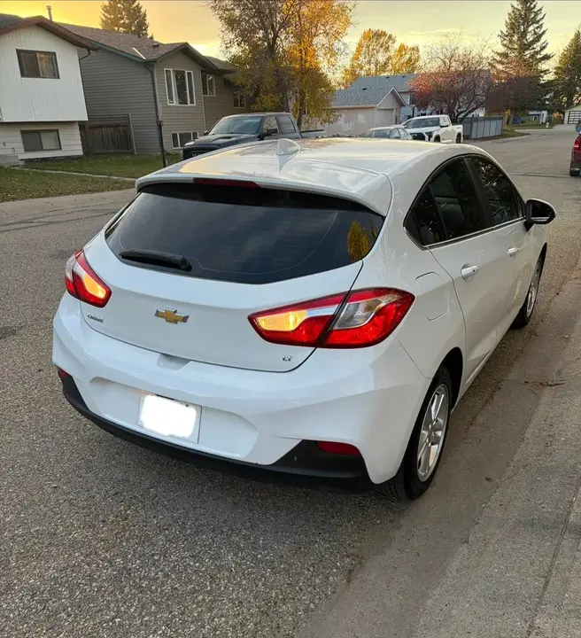Chevrolet Cruze 2018 photo 2