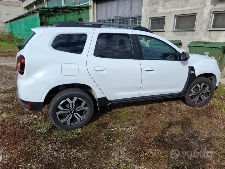 Dacia Duster 2024 photo 3
