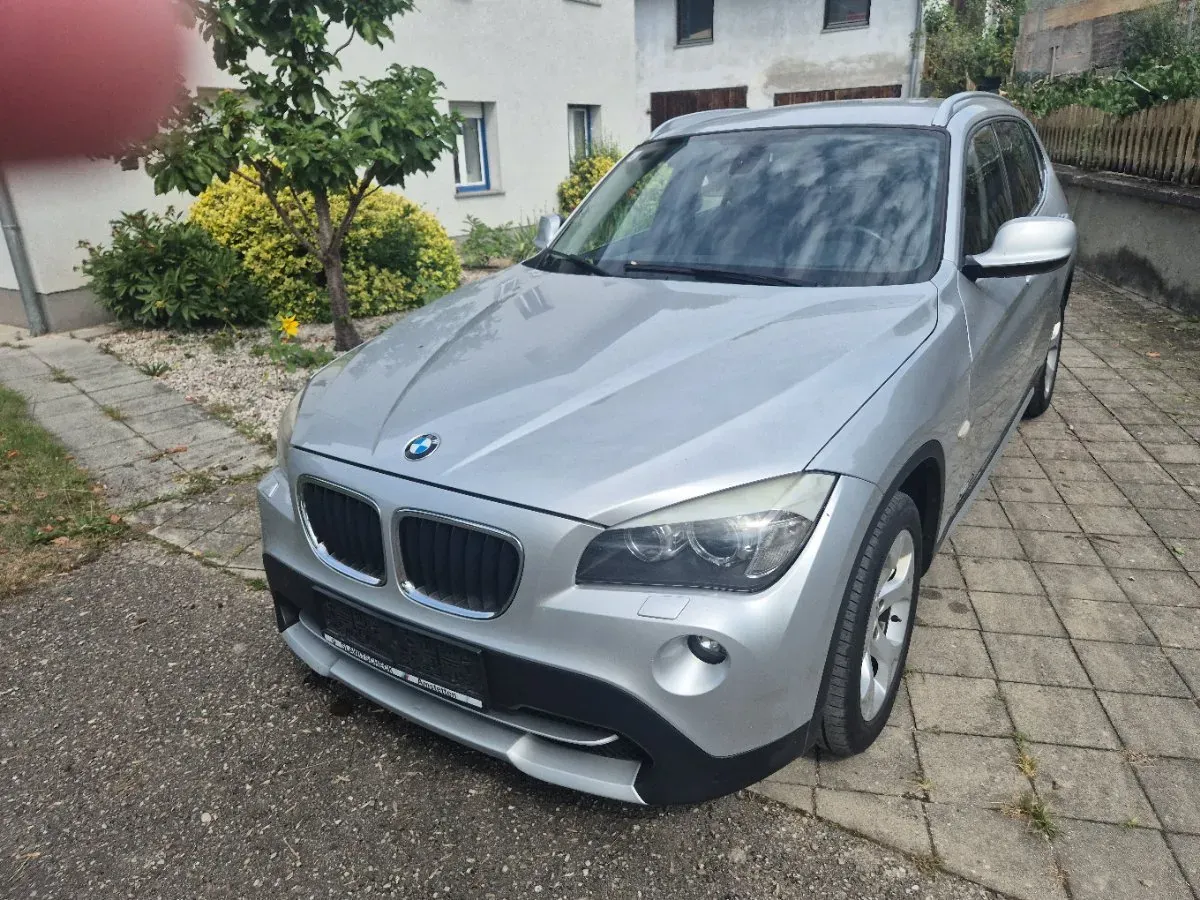 BMW X1 2012 photo 2