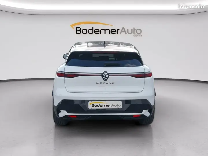 Renault Megane 2023 photo 4
