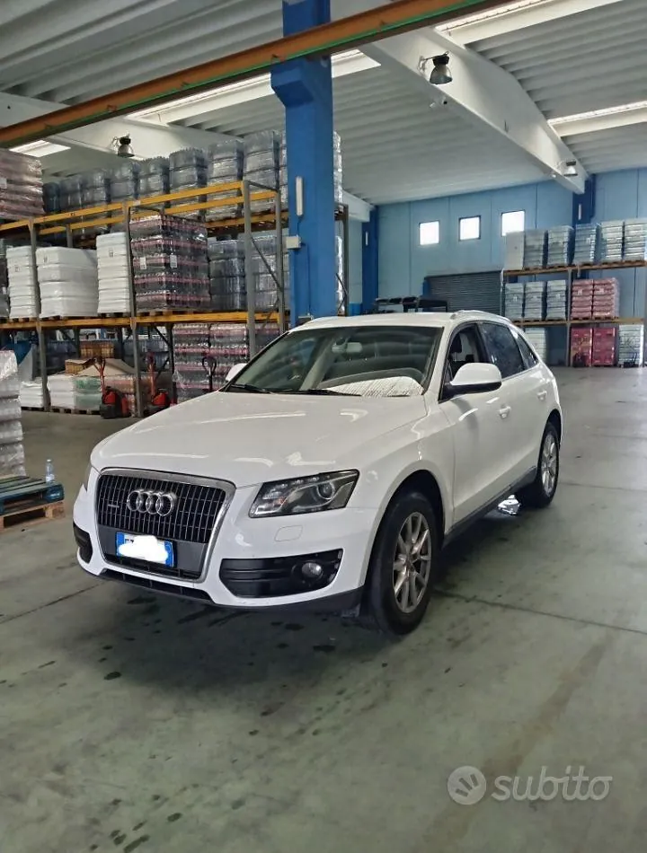 Audi Q5 2011 photo 2