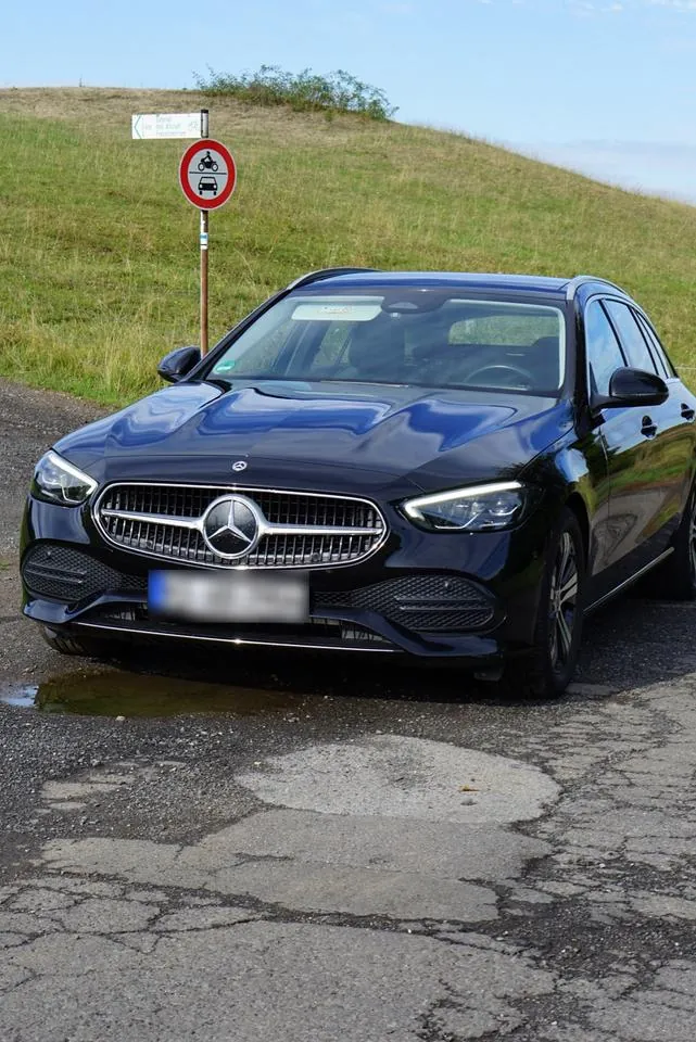 Mercedes-Benz C 220 D