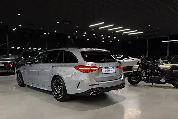 Mercedes-Benz C 300 E 2025 photo 2