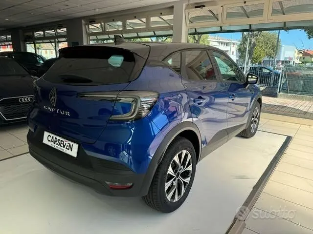 Renault Captur 2026 photo 4
