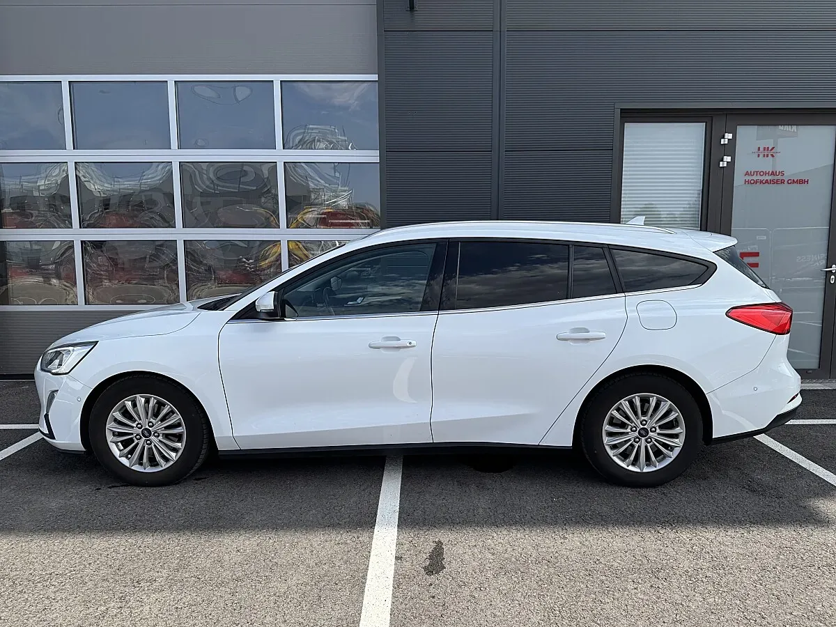 Ford Focus 2018 photo 3