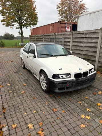 BMW E36