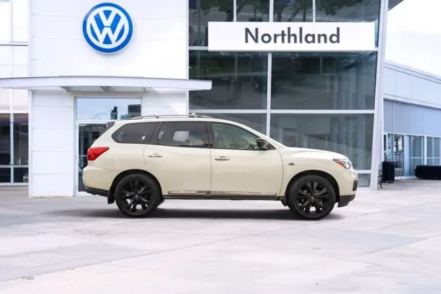 Nissan Pathfinder 2017 photo 3
