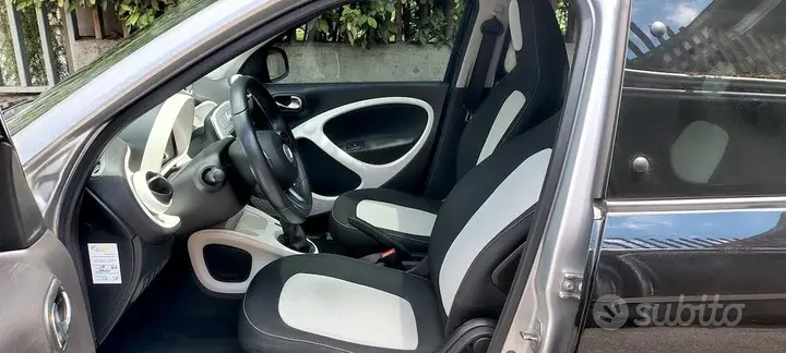 Smart Forfour 2015 photo 2