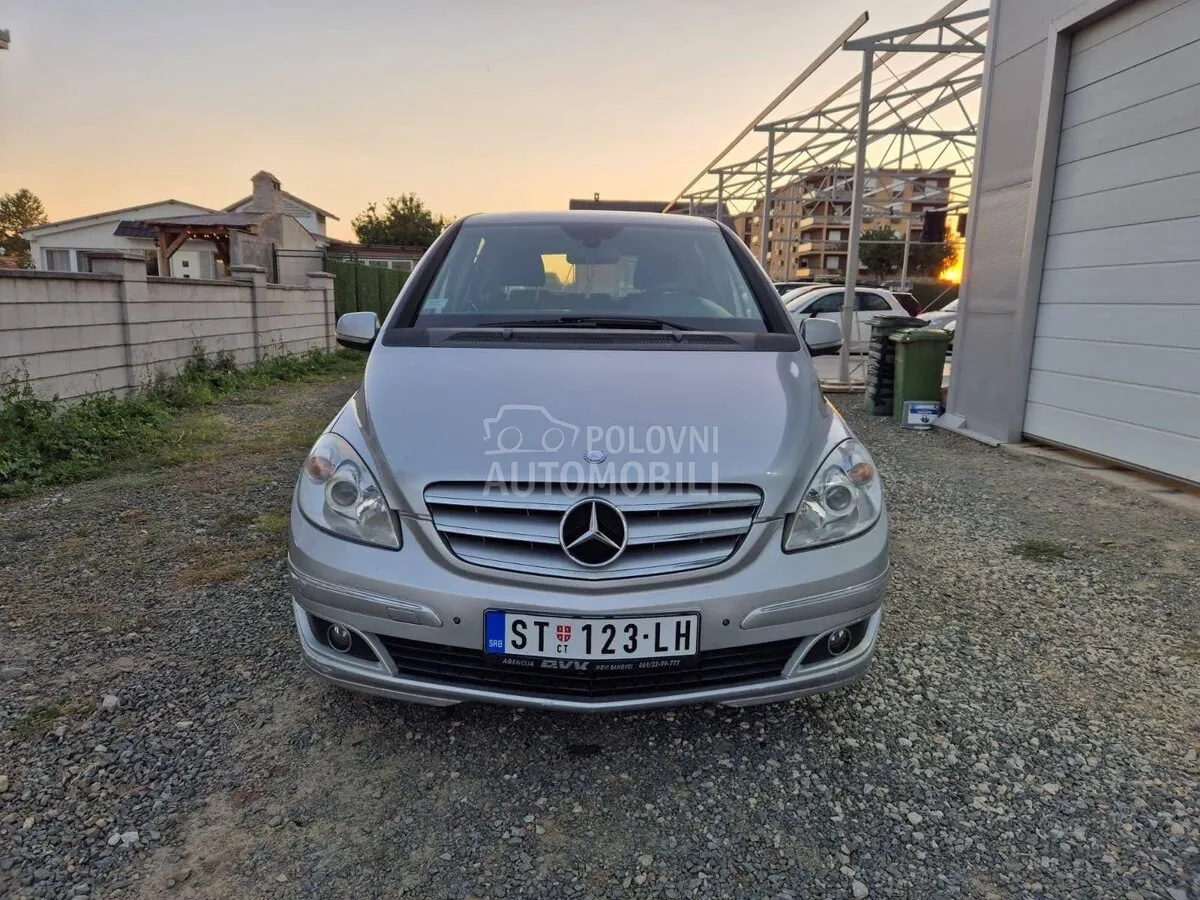 Mercedes-Benz B 170 2008 photo 2