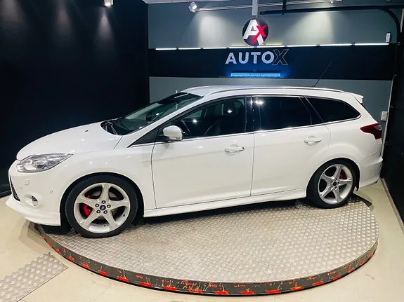 Ford Focus 2014 photo 5