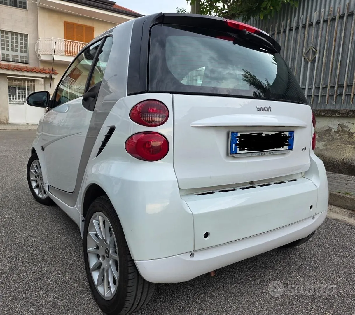 Smart Fortwo 2012 photo 4
