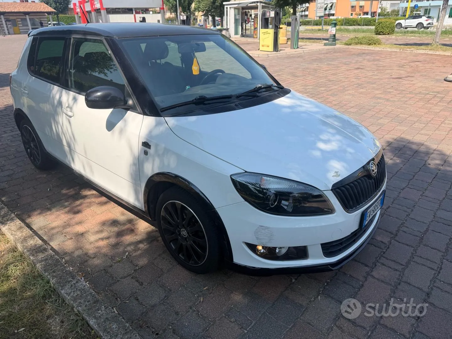 Skoda Fabia 2014 photo 2