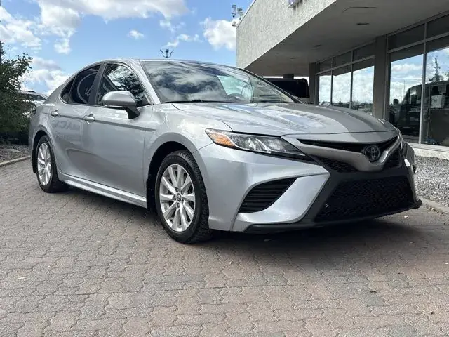 Toyota Camry 2019 photo 2