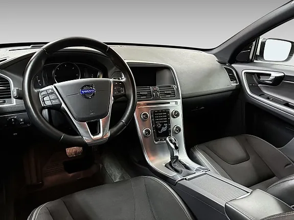 Volvo Xc60 2017 photo 5