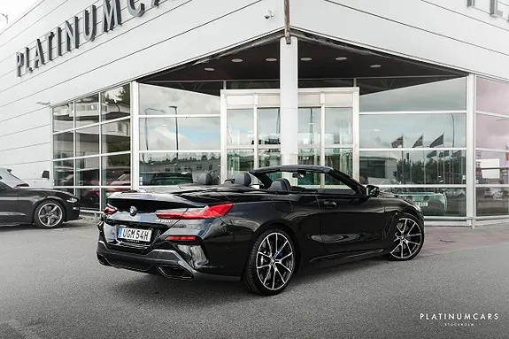 BMW M850I 2021 photo 2