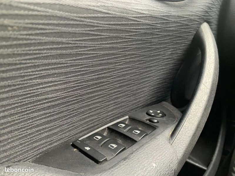 BMW X1 2012 photo 5