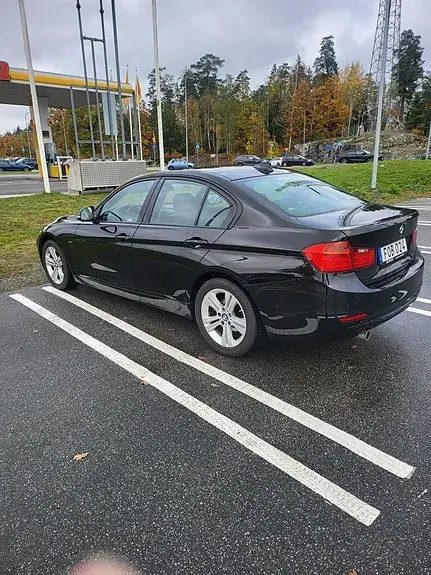 BMW 318D 2015 photo 5