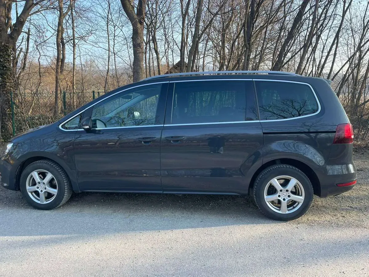Volkswagen Sharan 2017 photo 2