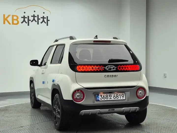 Hyundai Casper 2023 photo 2