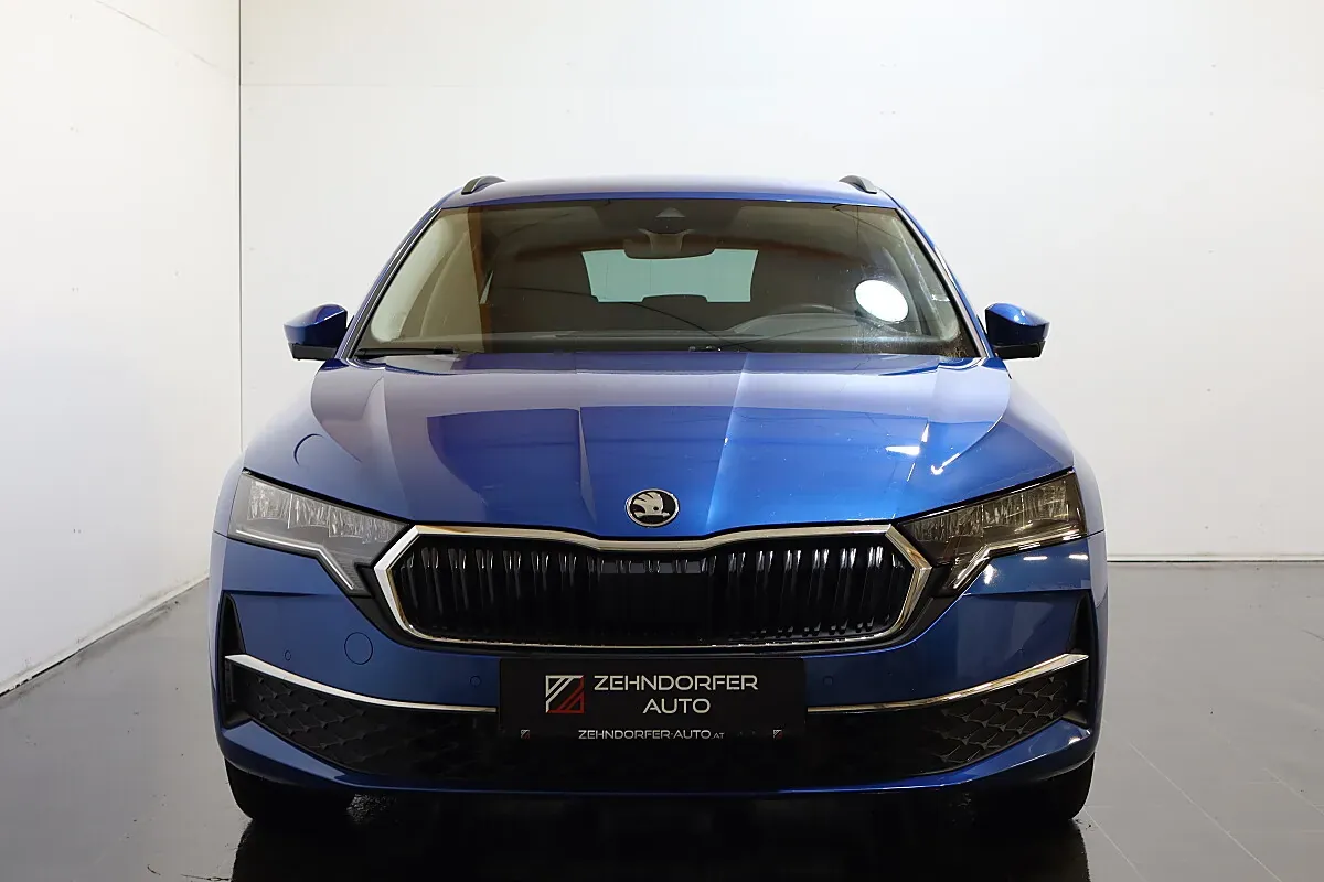 Skoda Octavia 2024 photo 3