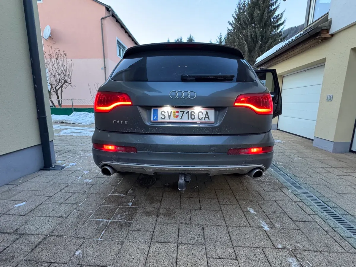 Audi Q7 2008 photo 3
