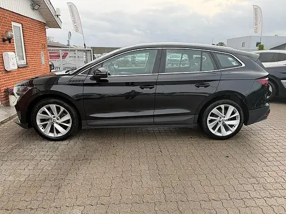 Skoda Enyaq 2022 photo 4