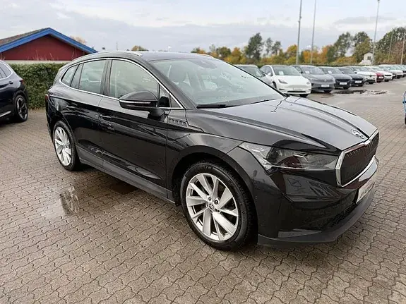Skoda Enyaq 2022 photo 3