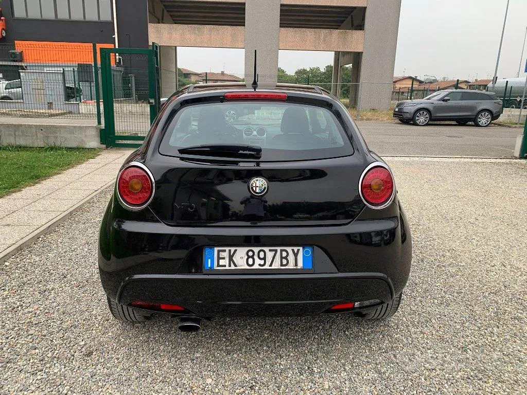 Alfa Romeo Mito 2011 photo 4