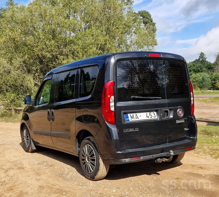 Fiat Doblo 2015 photo 4