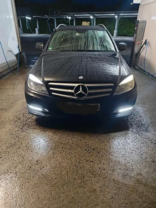 Mercedes-Benz W204